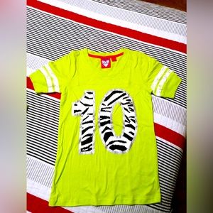 Derek heart green neon t shirt M